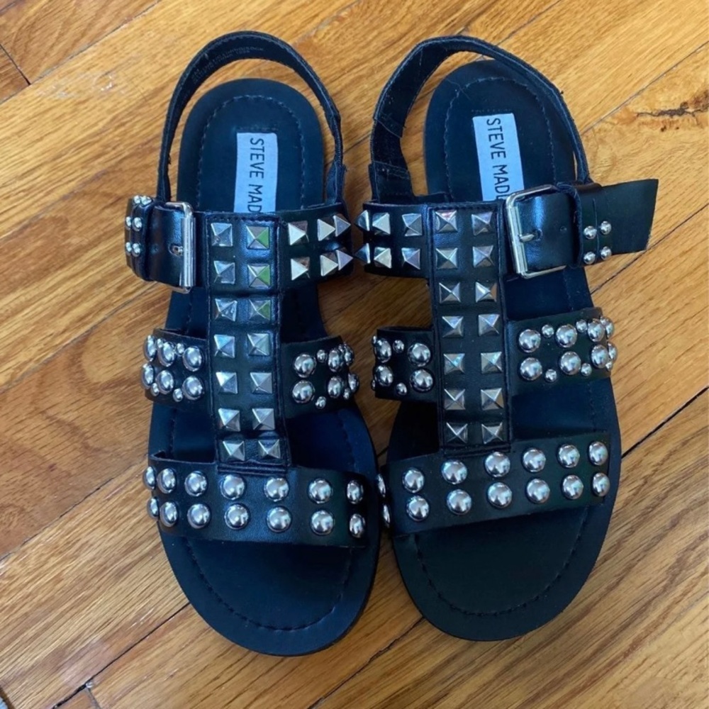 Steve Madden Sharon Studded Sandals